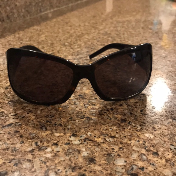 SOLD Dolce and Gabanna Sunglasses!! - Picture 2 of 7